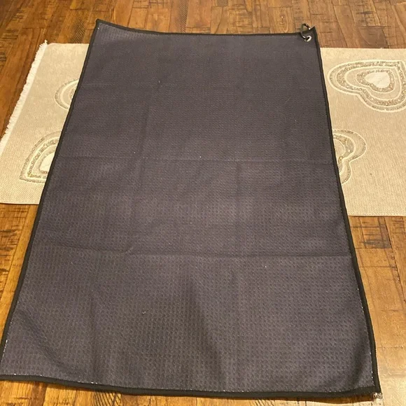 Golf Humor Black Towel - Picture 5 of 6